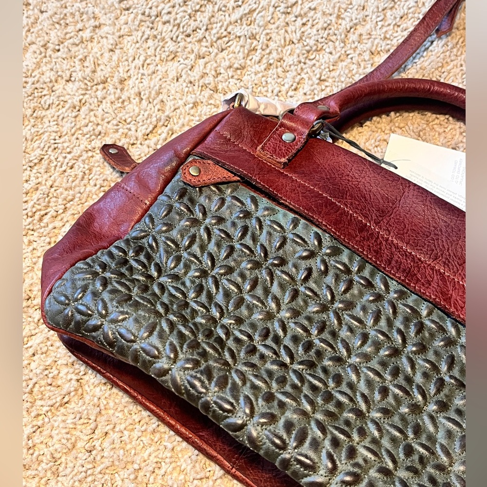 ( NEW ) leather Crossbody Bag